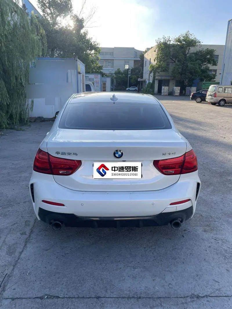 BMW 1 Series 2020 120i M Sport Package — 4