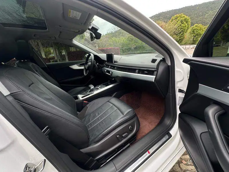 Audi A4L 2018 30th Anniversary Model 40 TFSI Fashion Model — 8