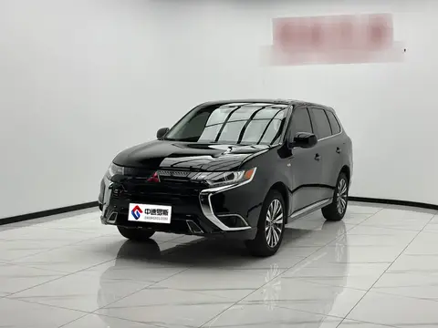 Outlander 2021 2.0L 2WD 5-seater