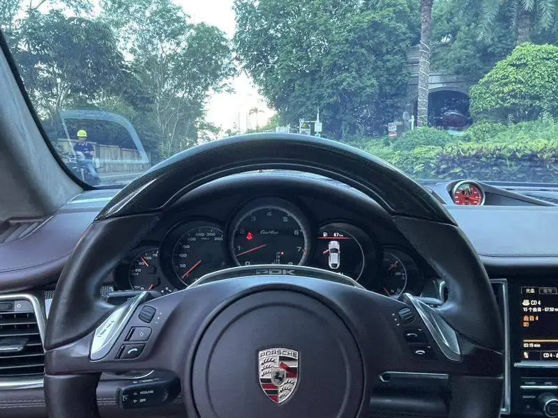 Panamera 2010 Panamera Turbo 4.8T — 11