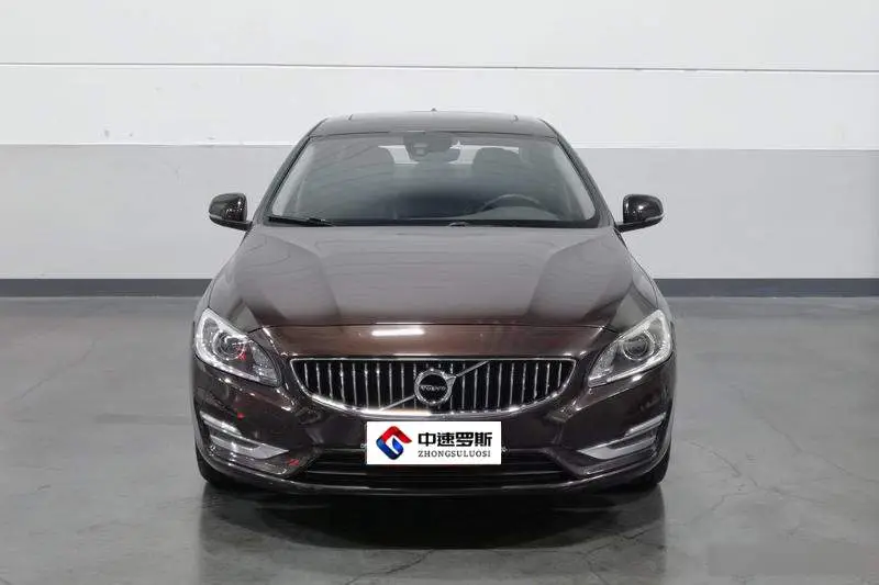 Volvo S60 2018 S60L T3 Smart Progressive Edition — 2