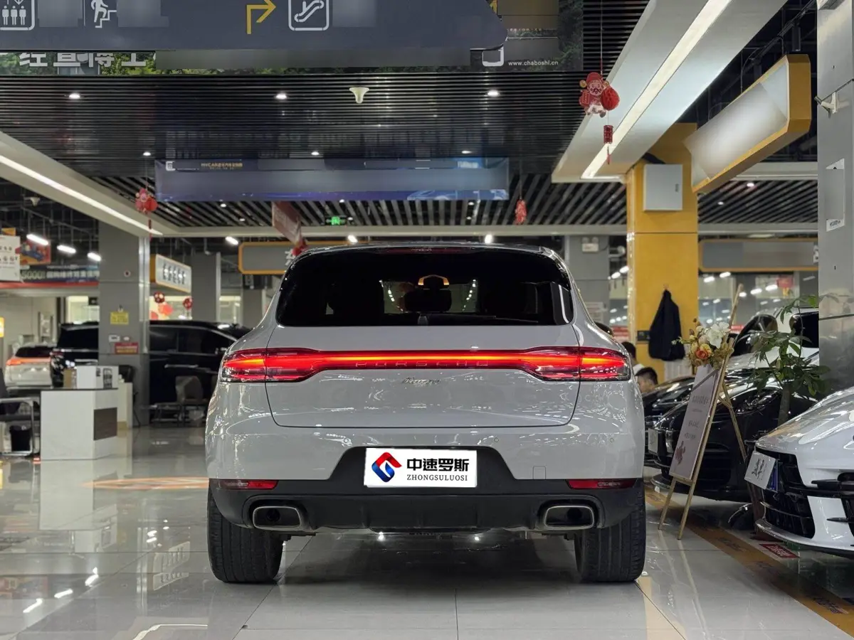 Macan 2021 Macan 2.0T — 16