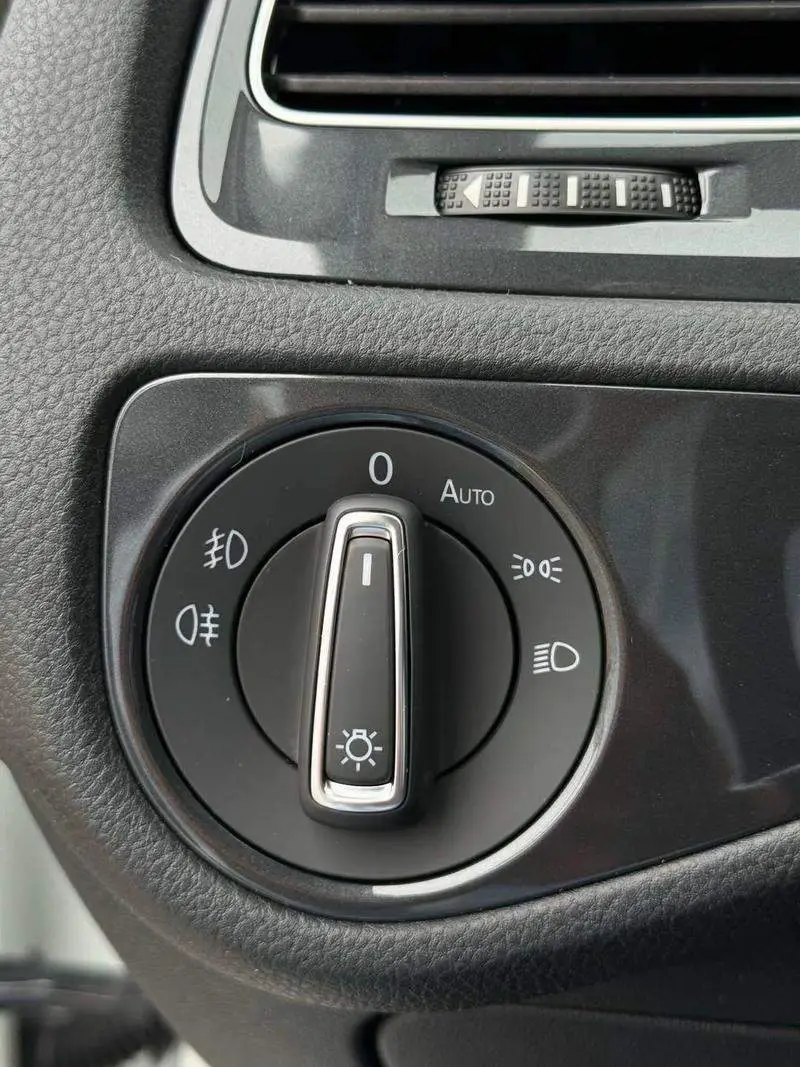 Golf 2019 280TSI DSG Luxury National VI — 19