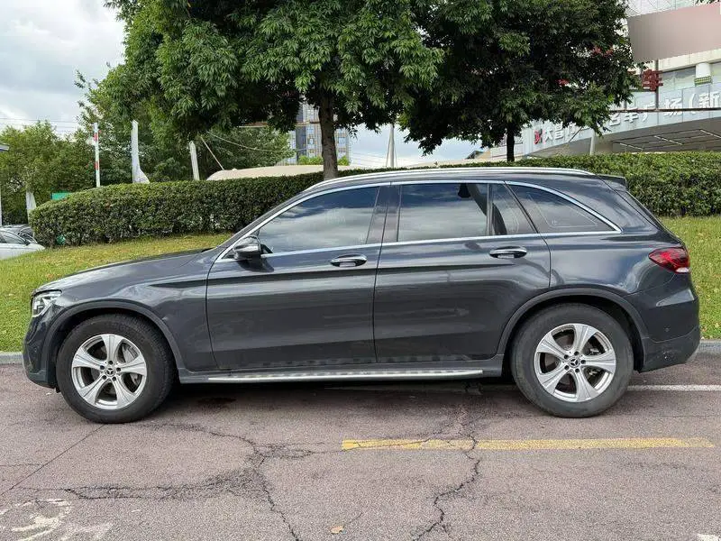 Mercedes-Benz GLC 2020 GLC 260 L 4MATIC Dynamic — 3