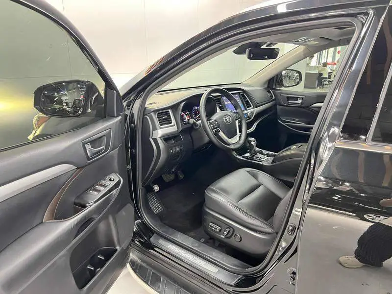 Highlander 2018 2.0T 4WD Premium Edition 7 Seaters National VI — 14