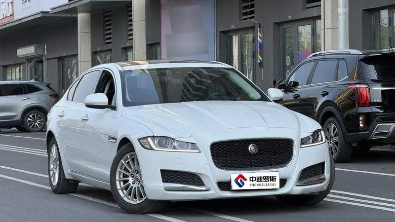 Jaguar XFL 2017 XFL 2.0T 200PS Elite Edition — 3