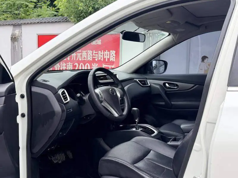 X-Trail 2015 2.0L CVT Comfort MAX Edition 2WD — 9
