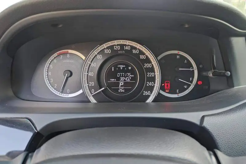 Accord 2016 2.0L Comfort Edition — 14