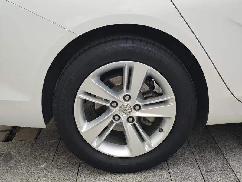 Regal 2019 20T Elite National VI — 9
