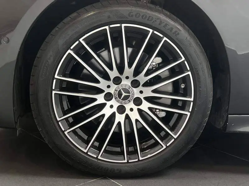 Mercedes-Benz C-Class 2023 C 260 L Sport — 11