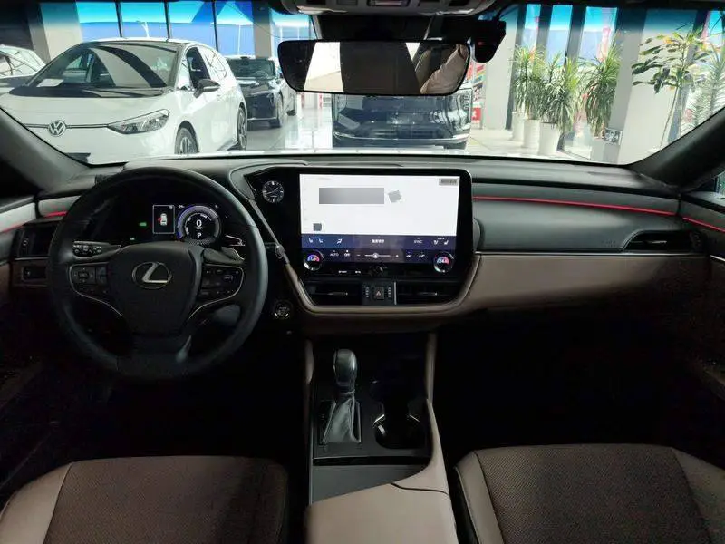 Lexus ES 2025 300h Premium Edition — 9