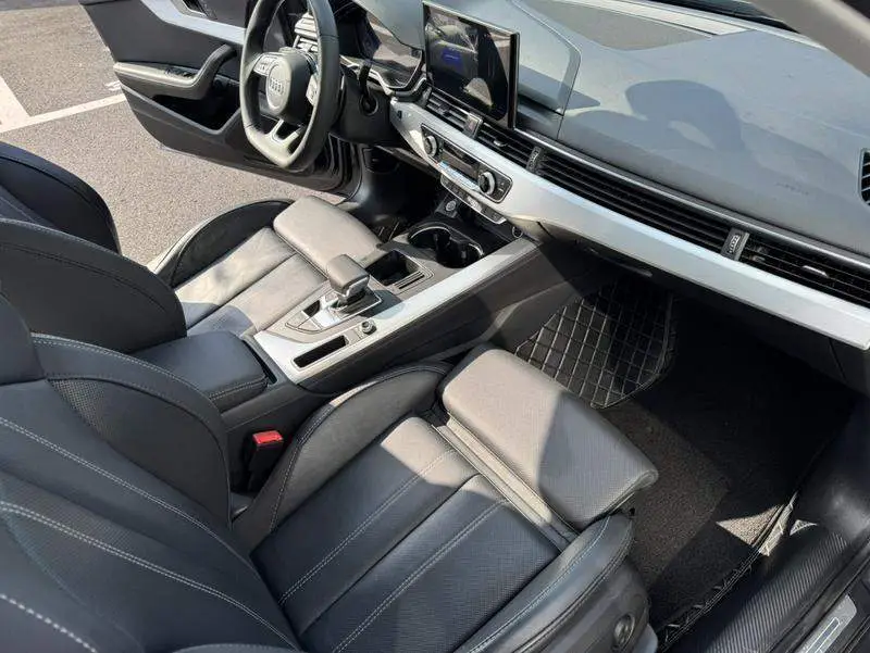 Audi A4L 2022 40 TFSI Luxury Dynamic Edition — 8