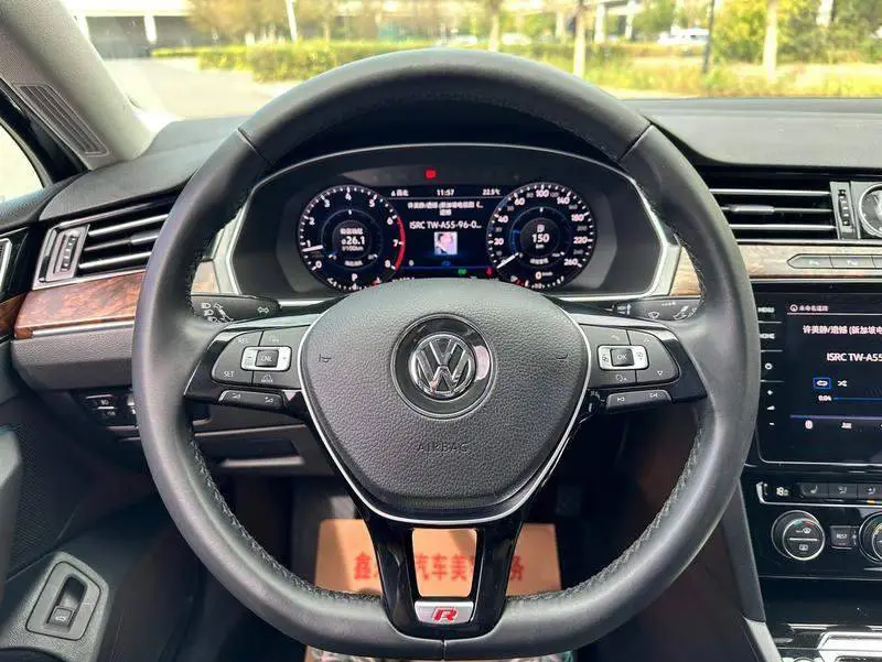 Magotan 2018 330TSI DSG Premium Edition — 17