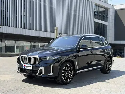 BMW X5 2023 xDrive 40Li M Sport Package