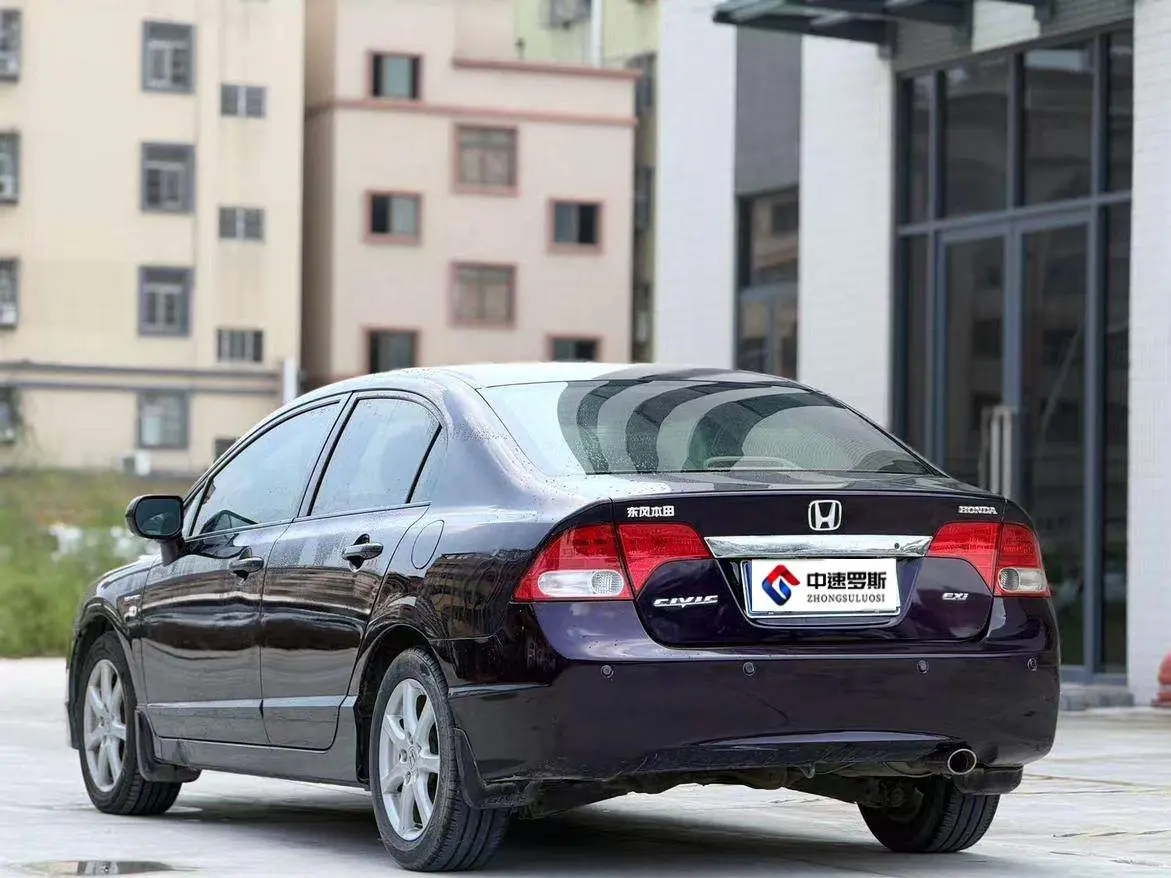 Civic 2009 1.8L Automatic Comfort Edition — 9
