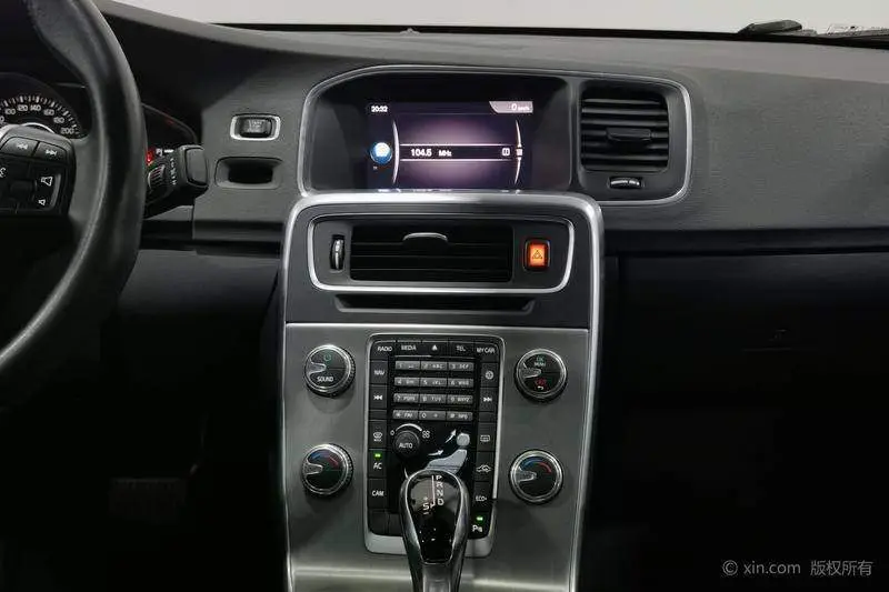 Volvo S60 2018 S60L T3 Smart Progressive Edition — 13