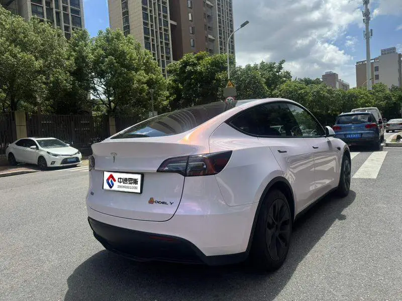 Model Y 2023 rear-wheel drive version — 6