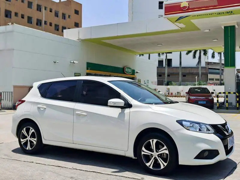 TIIDA 2020 1.6L CVT Smart Edition — 3