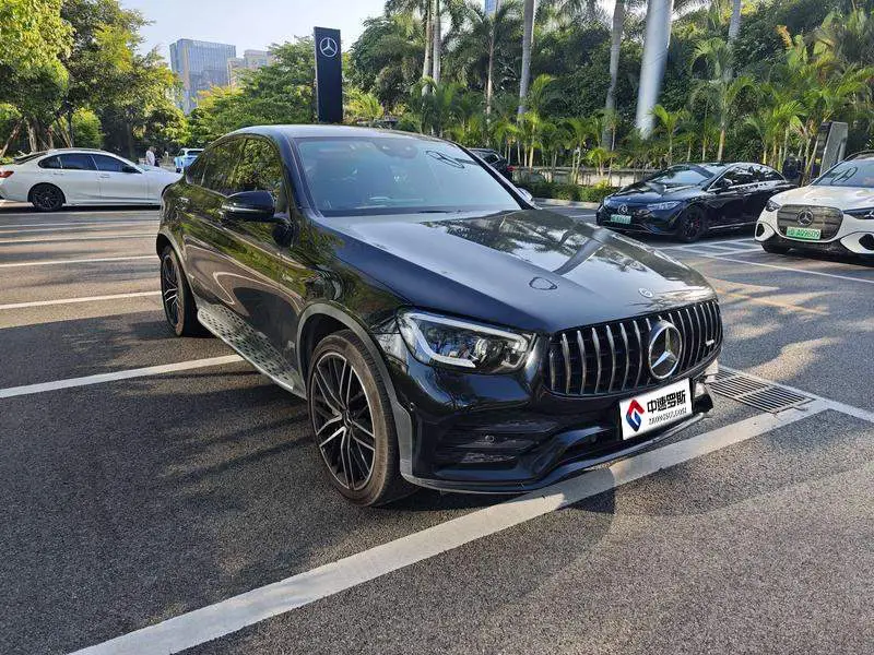 Mercedes-Benz GLC Coupe AMG 2023 AMG GLC 43 4MATIC Coupe SUV — 3
