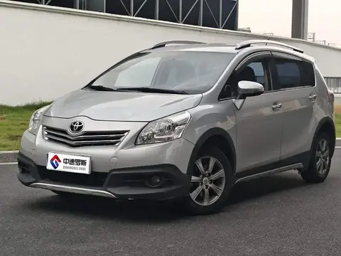 Yizhi 2015 180E CVT Crossover Edition