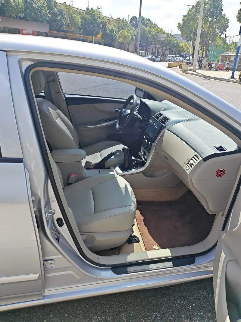 Corolla 2011 1.6L Manual GL — 14