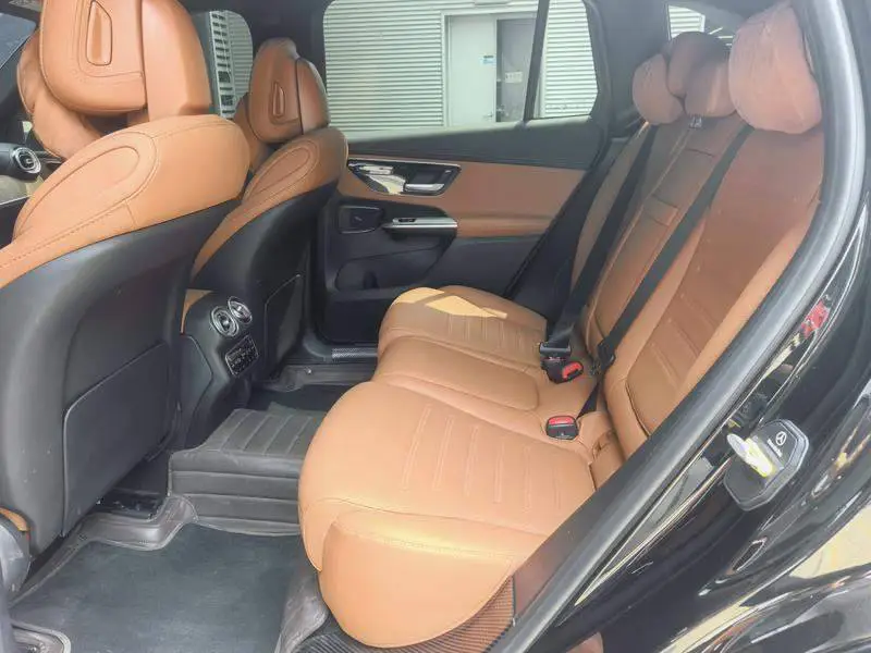Mercedes-Benz GLC 2025 GLC 300 L 4MATIC Dynamic 5-seater — 18
