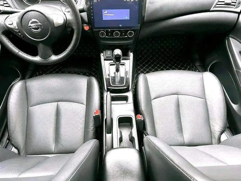 Sylphy 2018 1.6XV CVT Premium Edition — 12