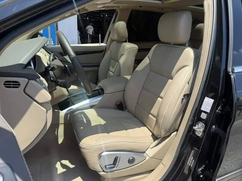 Mercedes-Benz R-Class 2017 R 320 4MATIC Business Edition — 18