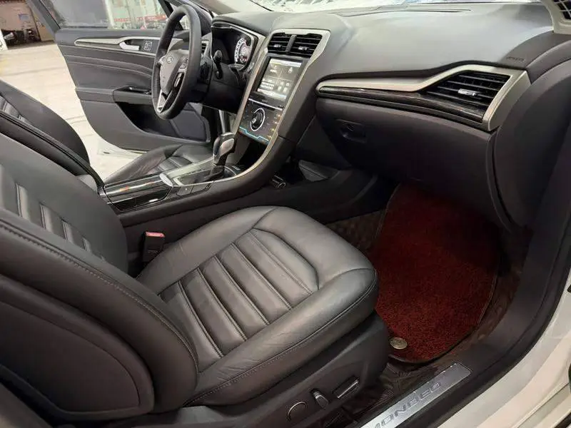 Mondeo 2013 2.0L GTDi240 Supreme Edition — 7