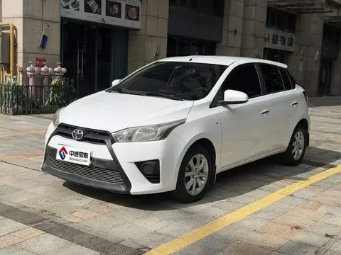 YARiS L 2014 1.3E Automatic Charm Edition
