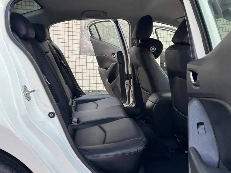 Mazda 3 Angkesaila 2014 Sedan 1.5L Automatic Comfort — 16
