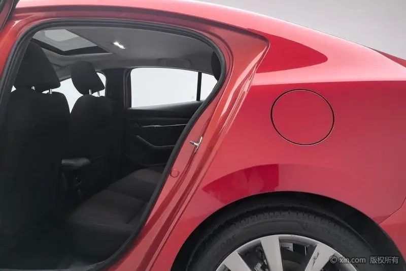Mazda 3 Angkesaila 2021 2.0L Automatic Premium Edition — 19
