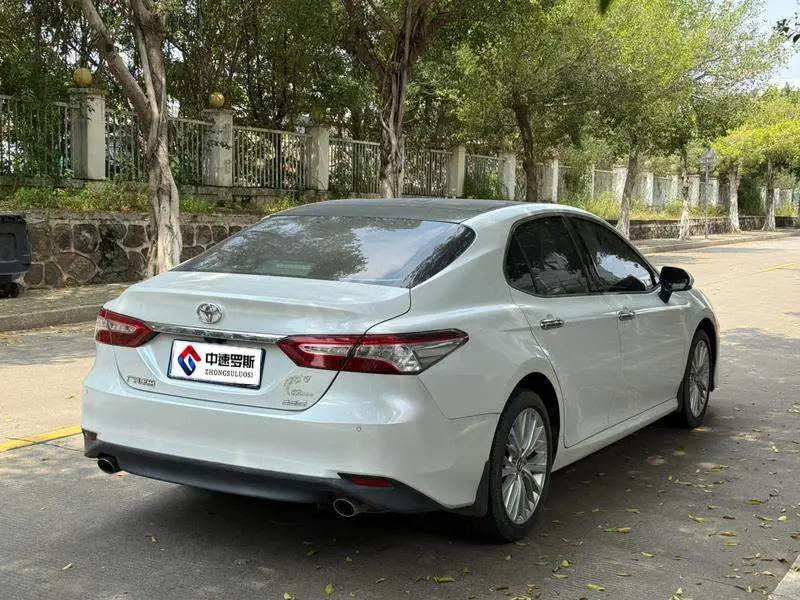 Camry 2019 2.5G Luxury Edition — 6