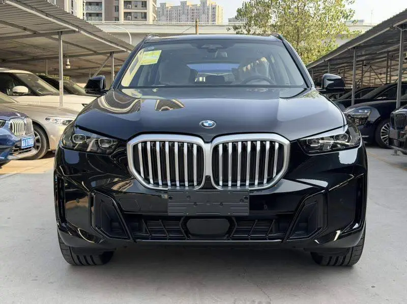 BMW X5 2026 xDrive 40Li M Sport Night Package — 2