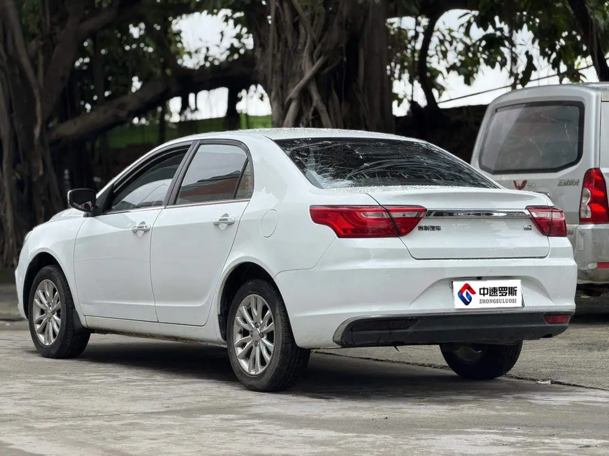 Vision 2019 upgraded version 1.5L manual luxury model National VI — 3