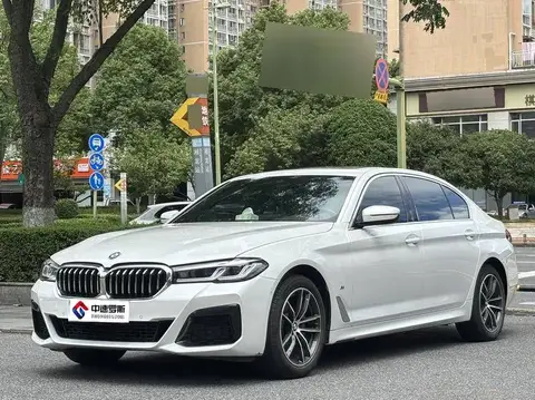 BMW 5 Series 2022 525Li M Sport Package
