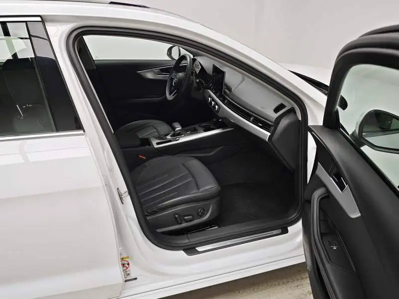 Audi A4L 2020 40 TFSI Stylish and Elegant — 10