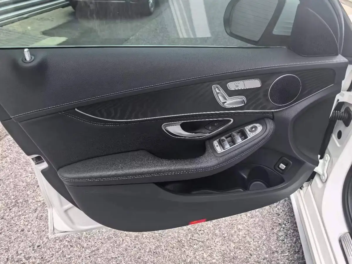 Mercedes-Benz C-Class 2017 C 200 L Sports Edition — 15