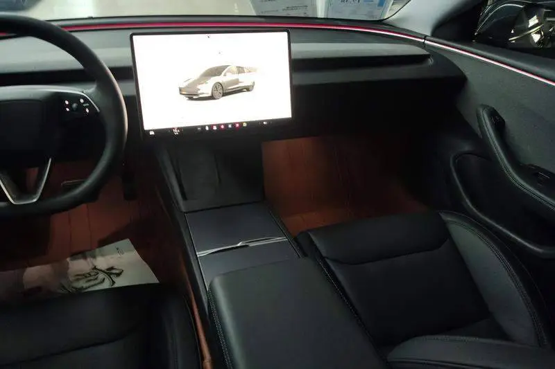 Model 3 2023 rear-wheel drive version — 17