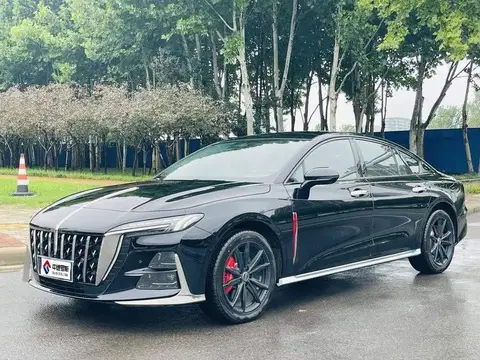 Hongqi H6 2025 Model 2.0T Premium Edition