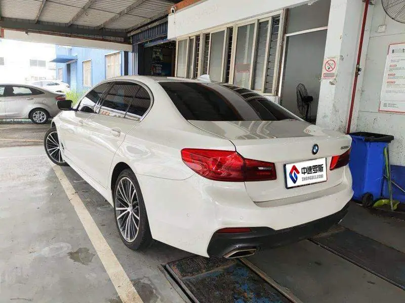 BMW 5 Series 2020 530Li Premium M Sport Package — 2