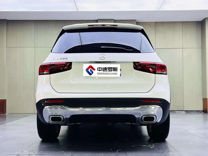 Mercedes-Benz GLB 2023 GLB 220 Dynamic — 5