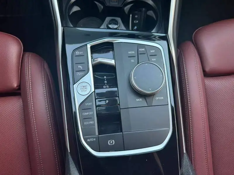 BMW 3 Series 2023 320Li M Sport Package — 12