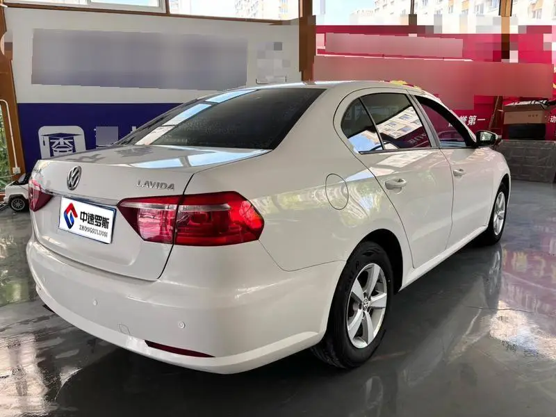 Lavida 2017 1.6L Automatic Comfort Edition — 6
