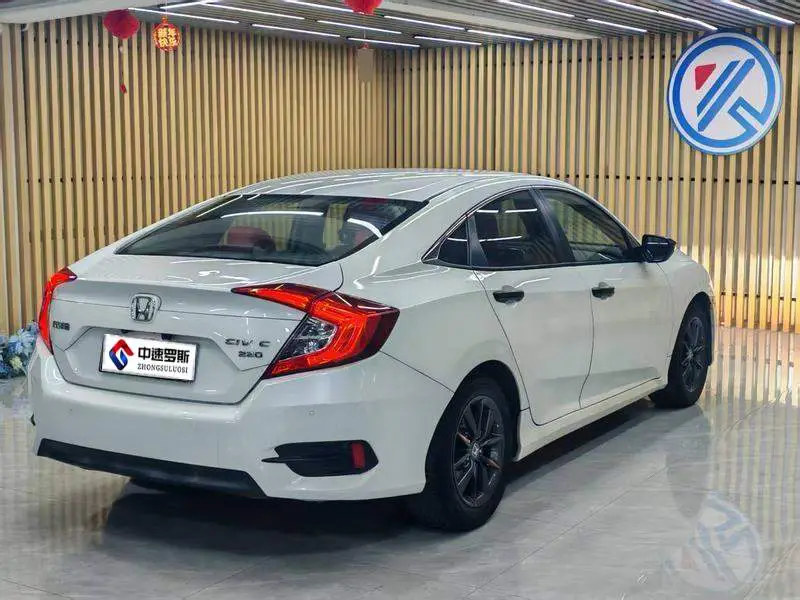 Civic 2019 220TURBO CVT Dynamic Edition National VI — 6