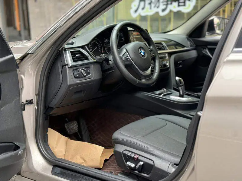 BMW 3 Series 2016 320Li Fashion Edition — 14