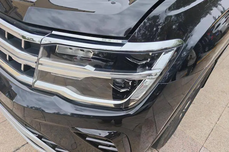 Touron 2022 380TSI 4WD Luxury Edition — 5