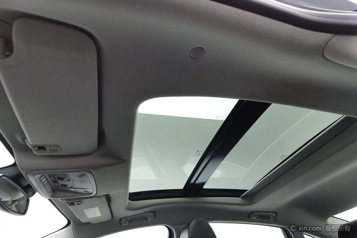 LaCrosse 2021 652T Luxury — 18