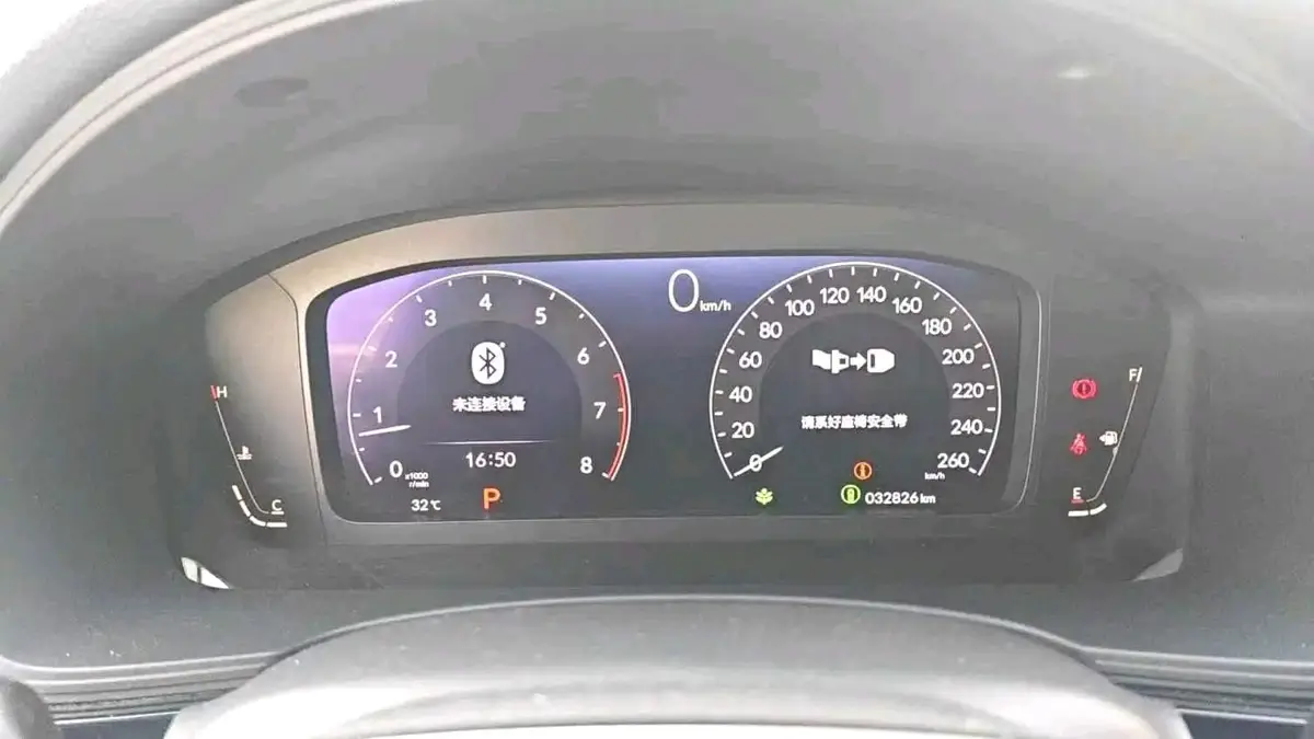 Civic 2022 240TURBO CVT Dynamic Edition — 3