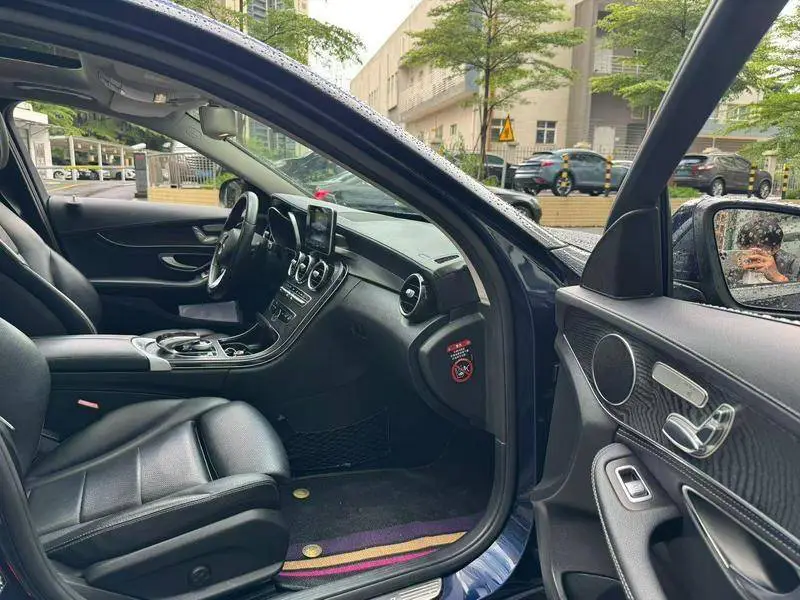 Mercedes-Benz C-Class 2018 C 200 L Sports Edition — 6
